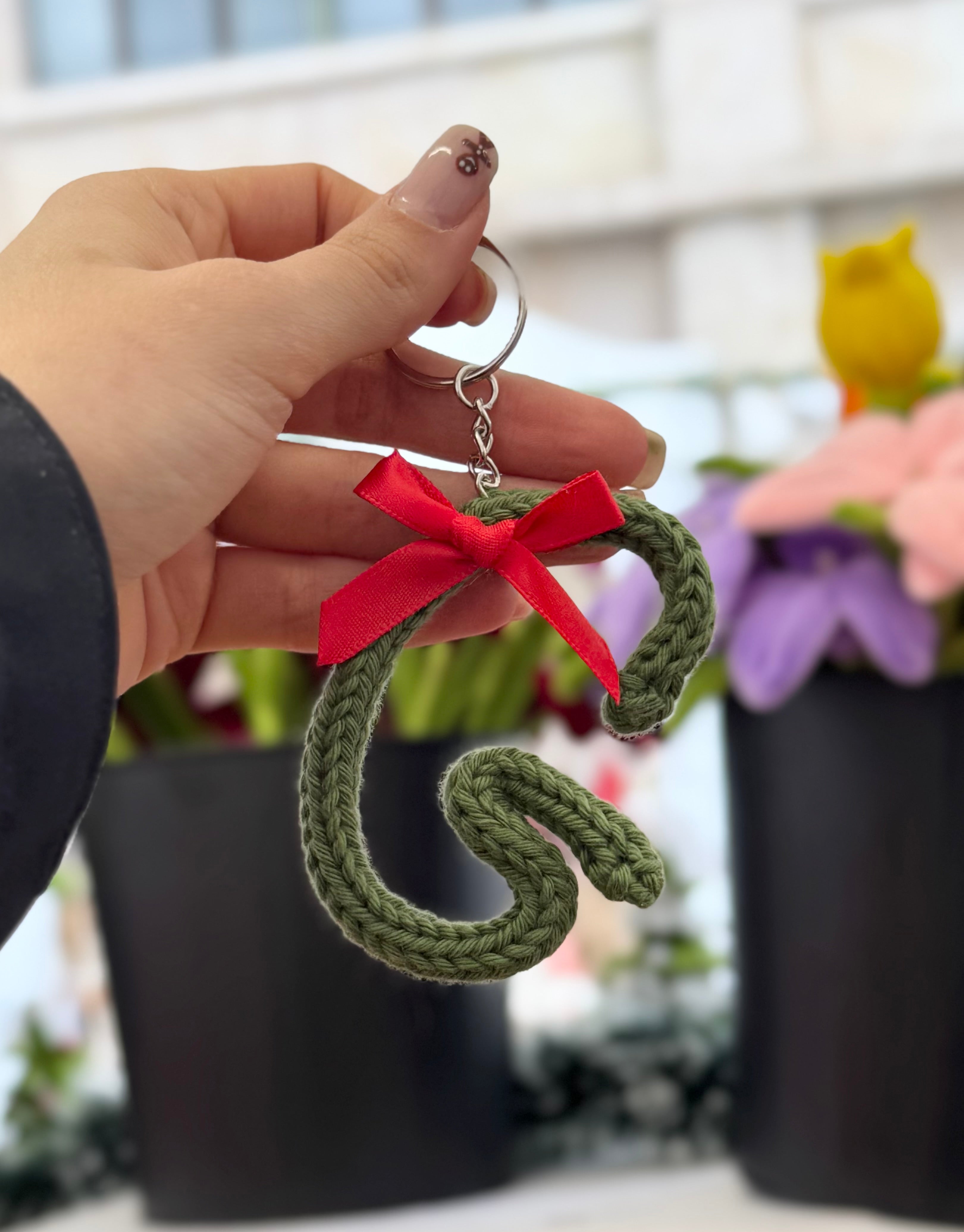 Portachiavi Lettera con Tricotin | Fatto a mano idea Regalo Natale