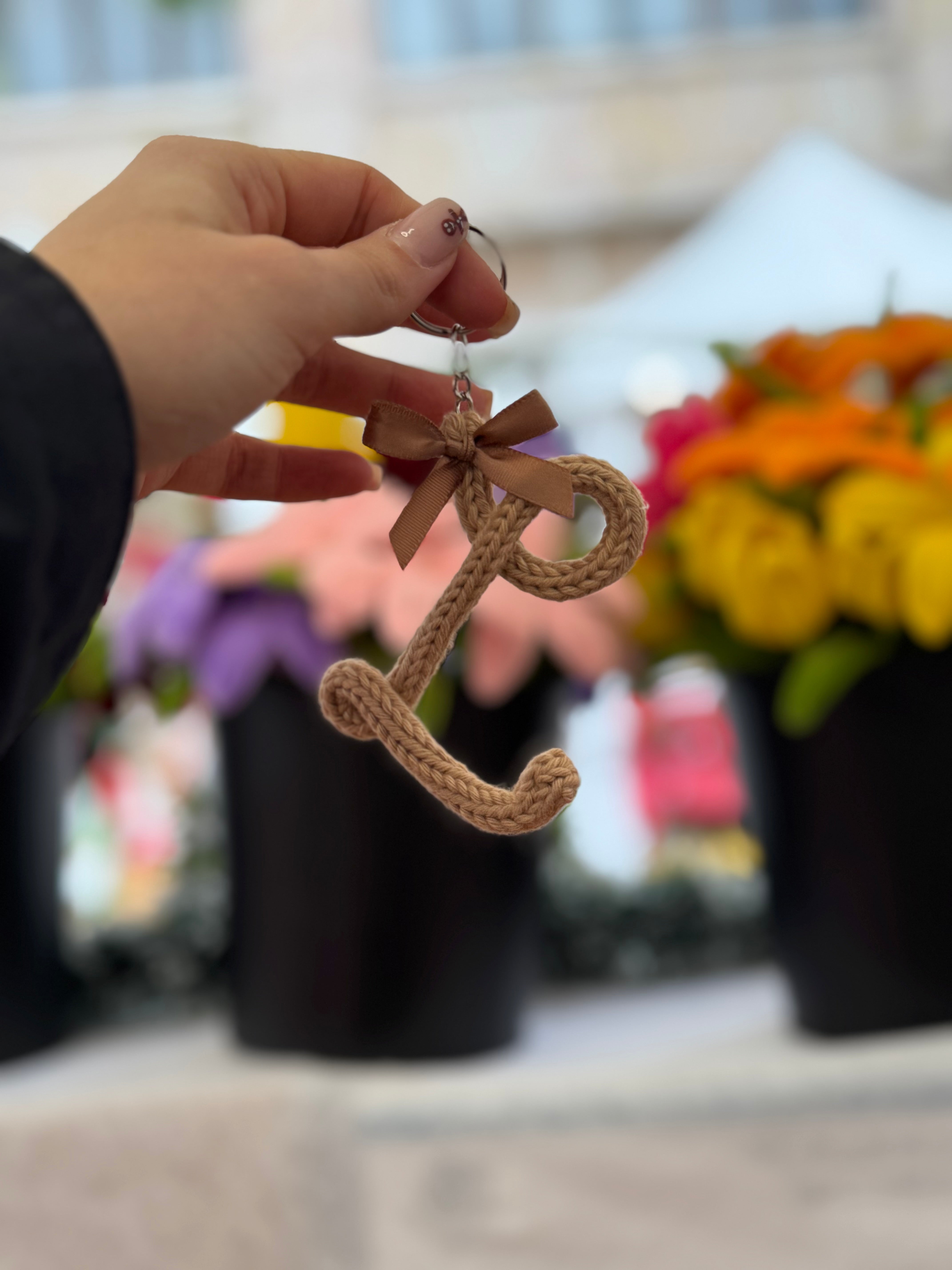 Portachiavi Lettera con Tricotin | Fatto a mano idea Regalo Natale