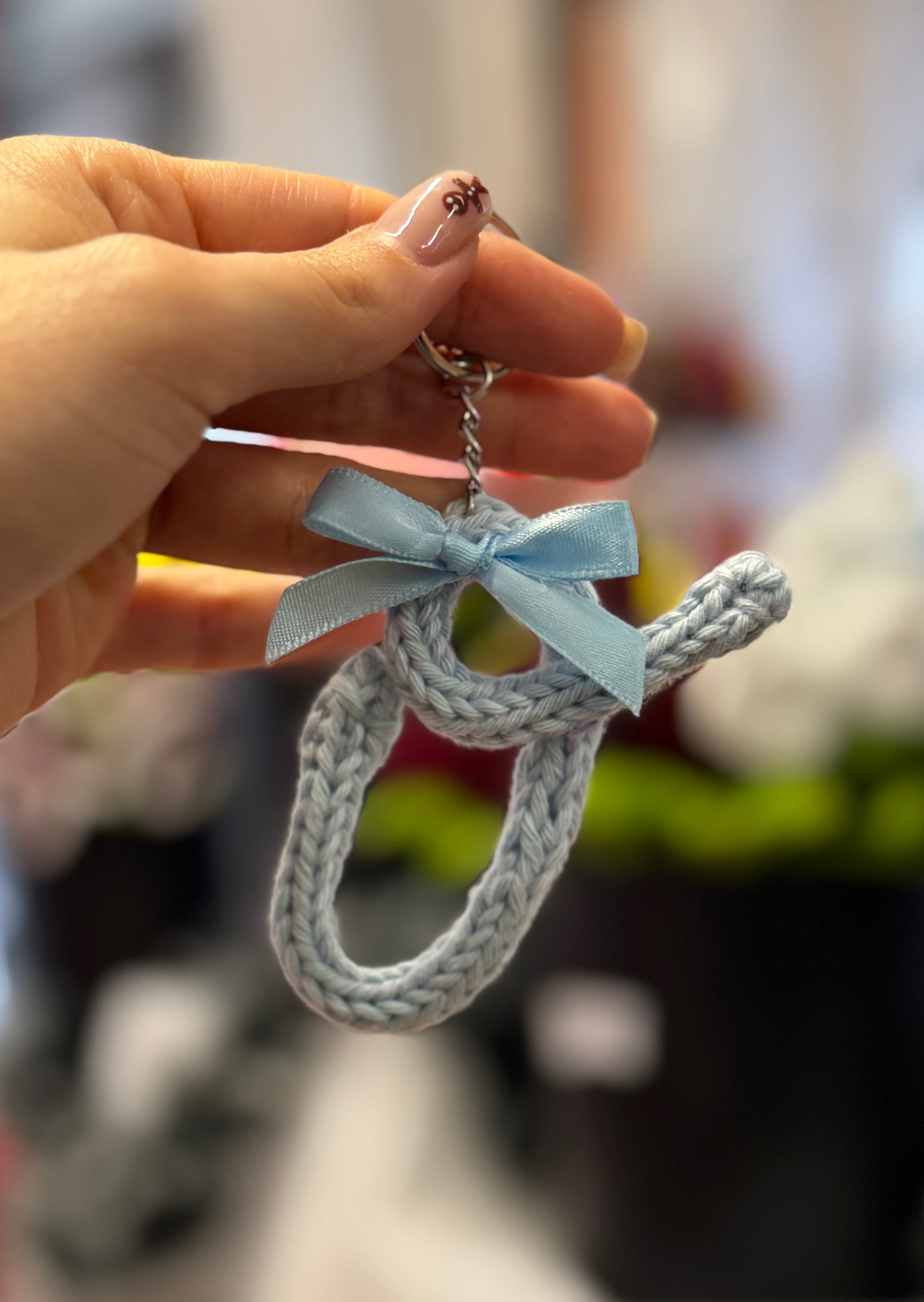 Portachiavi Lettera con Tricotin | Fatto a mano idea Regalo Natale