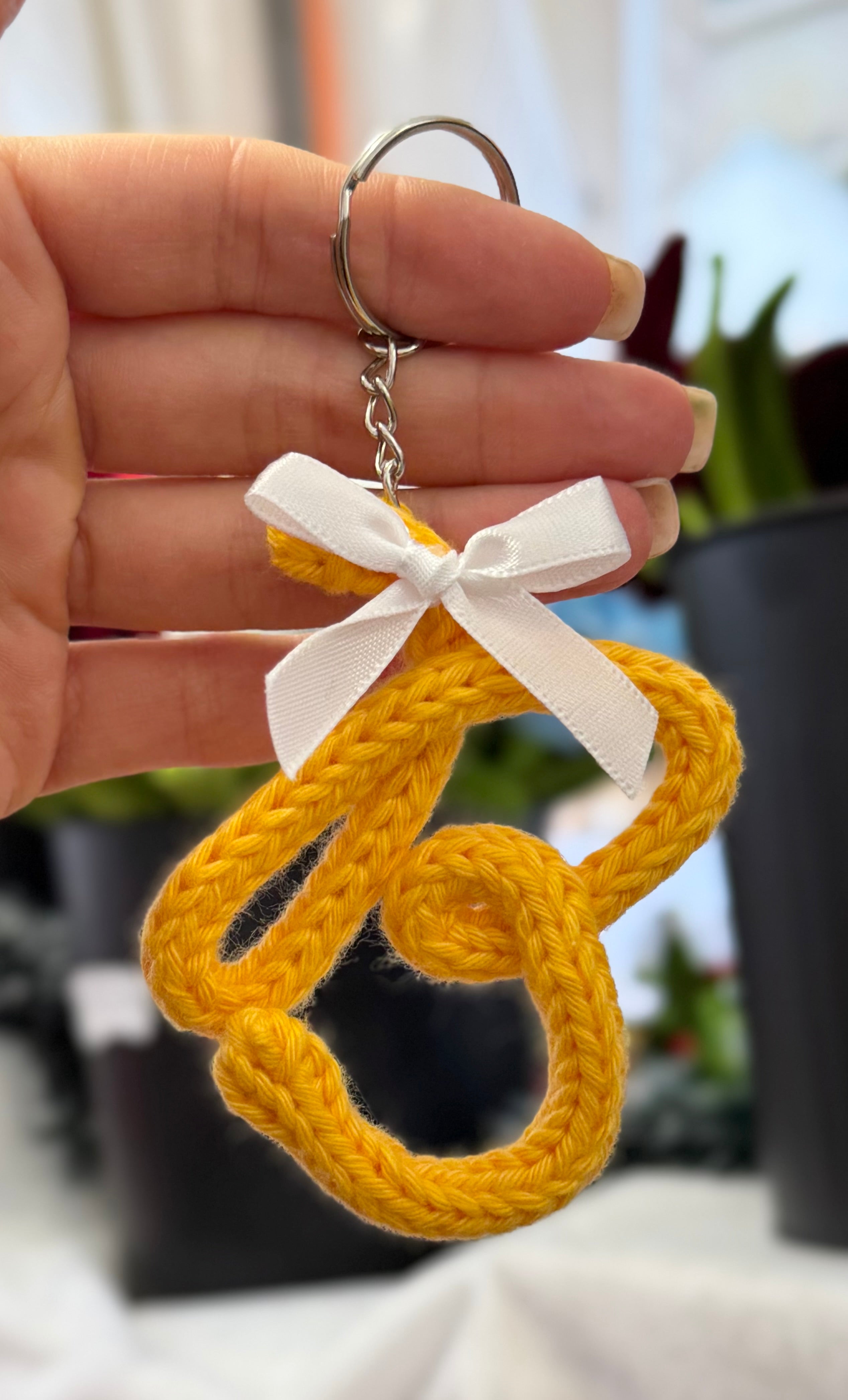 Portachiavi Lettera con Tricotin | Fatto a mano idea Regalo Natale