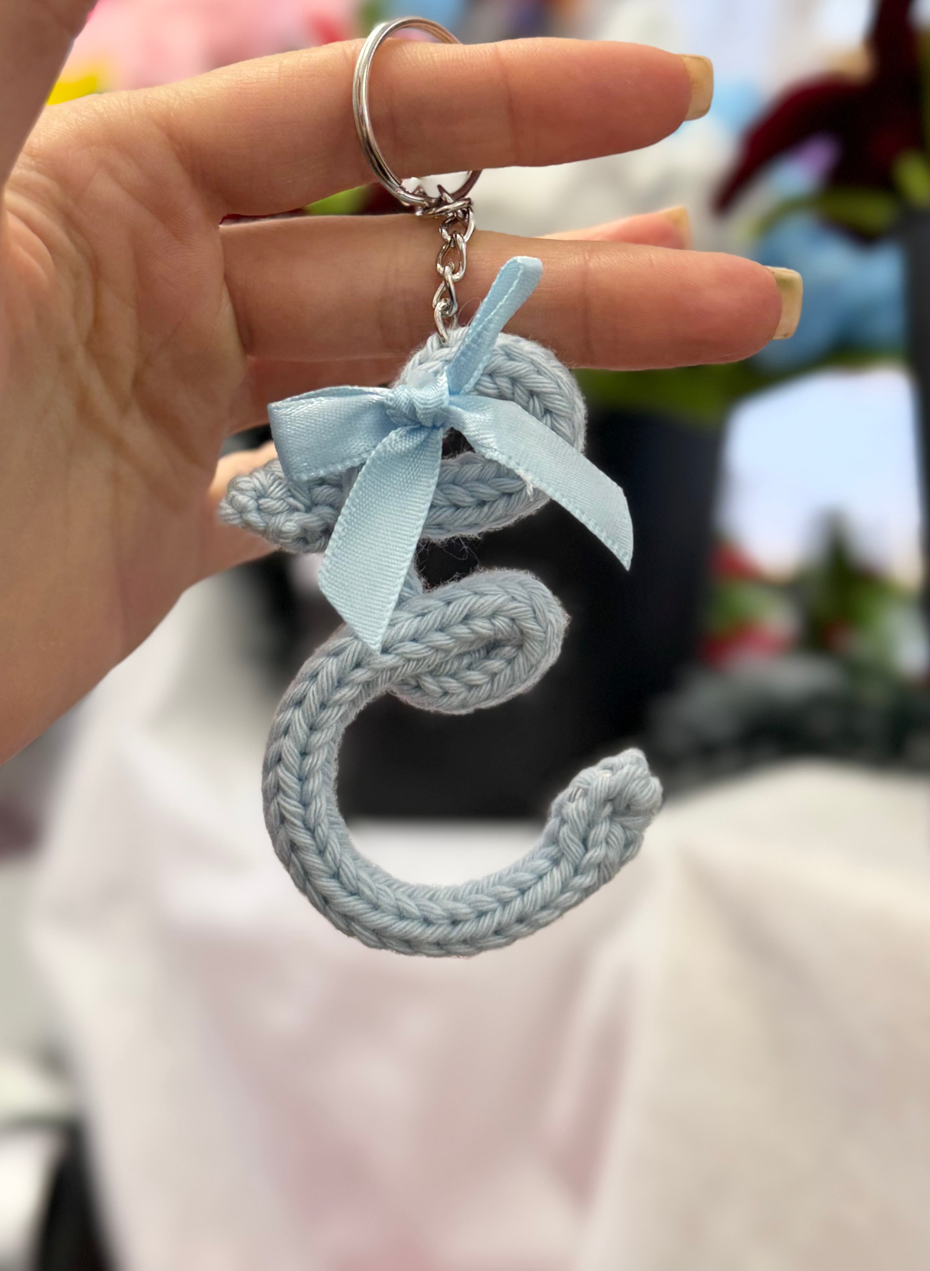 Portachiavi Lettera con Tricotin | Fatto a mano idea Regalo Natale