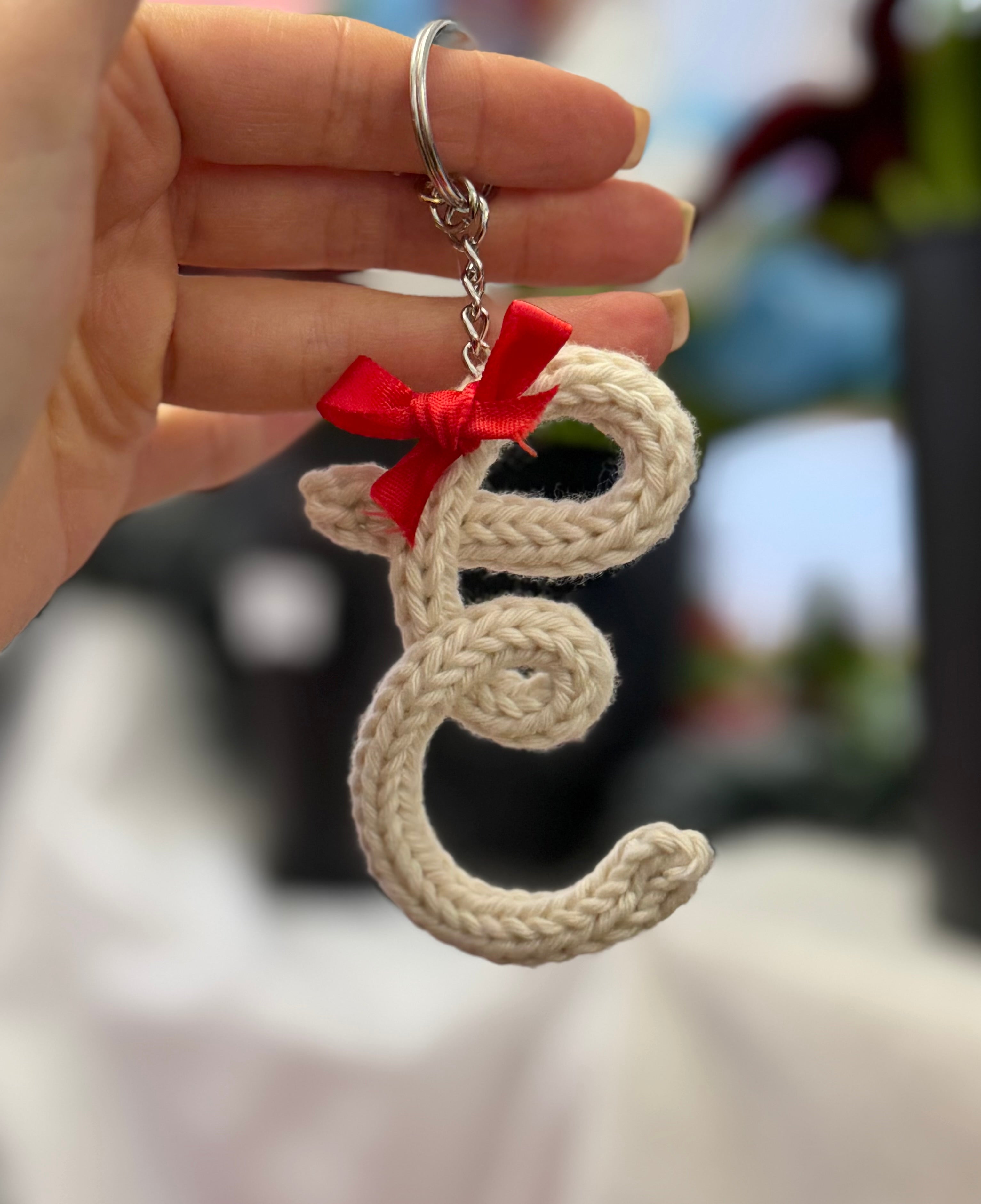 Portachiavi Lettera con Tricotin | Fatto a mano idea Regalo Natale