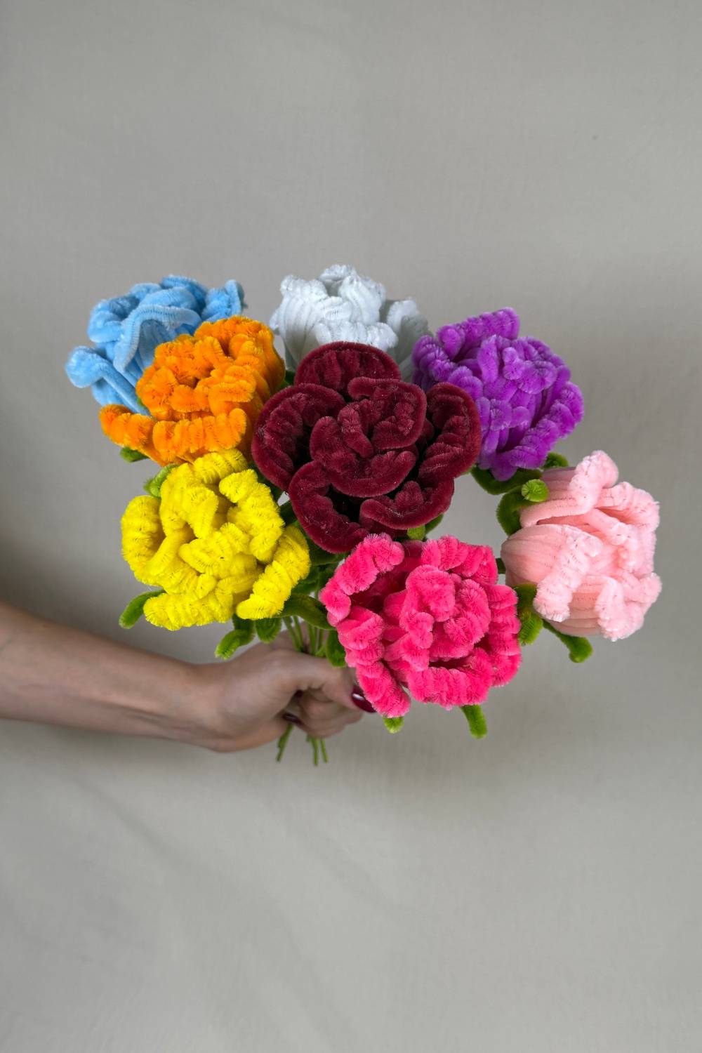 Mazzo di Rose - Rose Bouquet fatto a mano in Scovolini 34 cm di MadeByHand colore insieme di rose in scovolini di vari colori