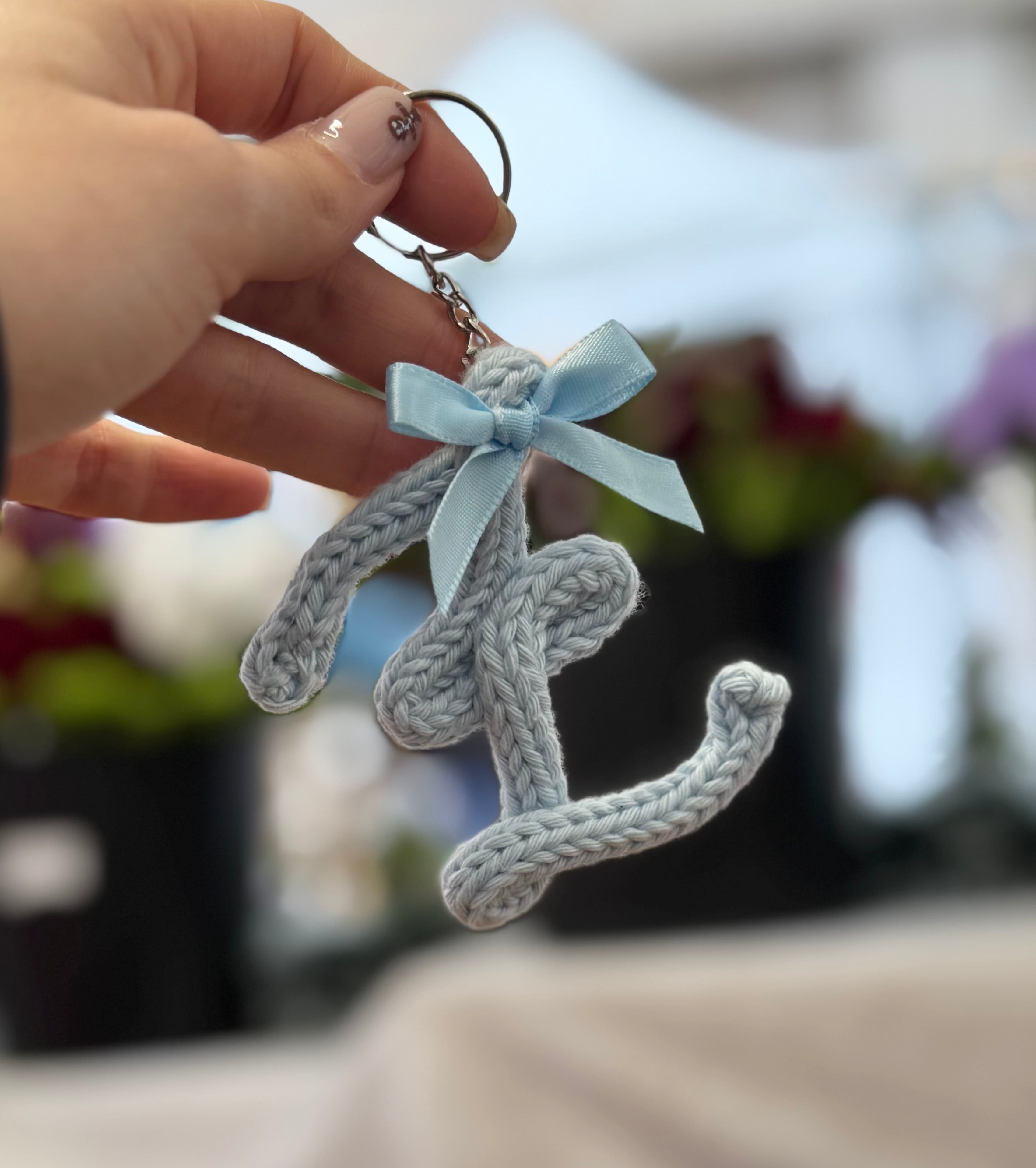 Portachiavi artigianale a forma di lettera z fatto a mano da Made By Hand Italia, regalo personalizzato